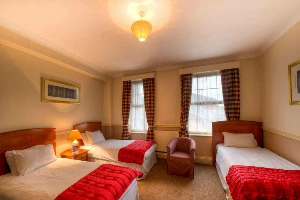 Oyo London Luton Hotel Bagian luar foto